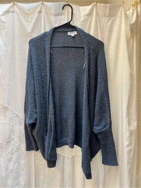 Evereve Navy Textured Open-Front Bouclé Cardigan